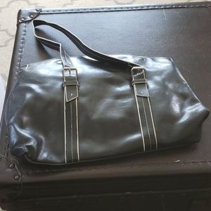 Kenneth Cole reaction bag